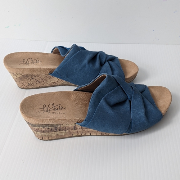 Life Stride Soft System Blue Wedges - Sz. 9.5 - Picture 2 of 8